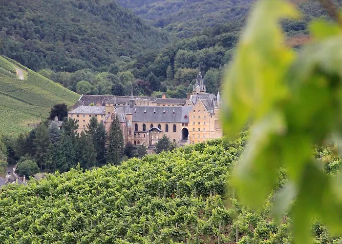 Hotell Garni Eckschänke Bad Neuenahr-Ahrweiler